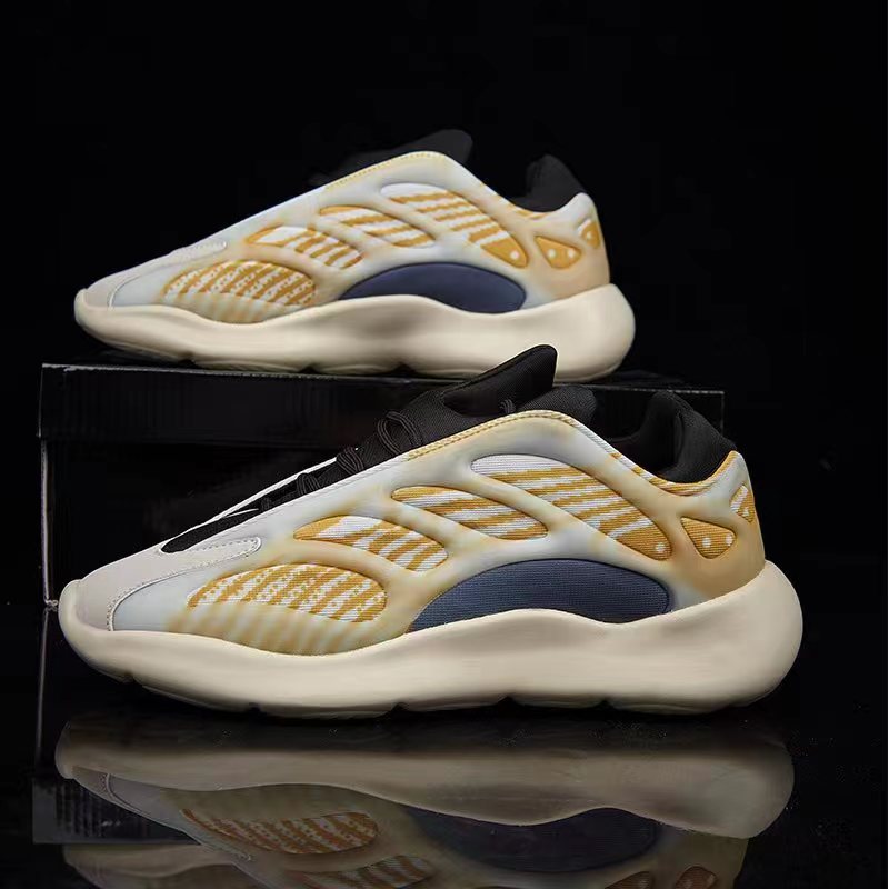 CUBICS V3 YEZY 700 Glow - Pale Yellow