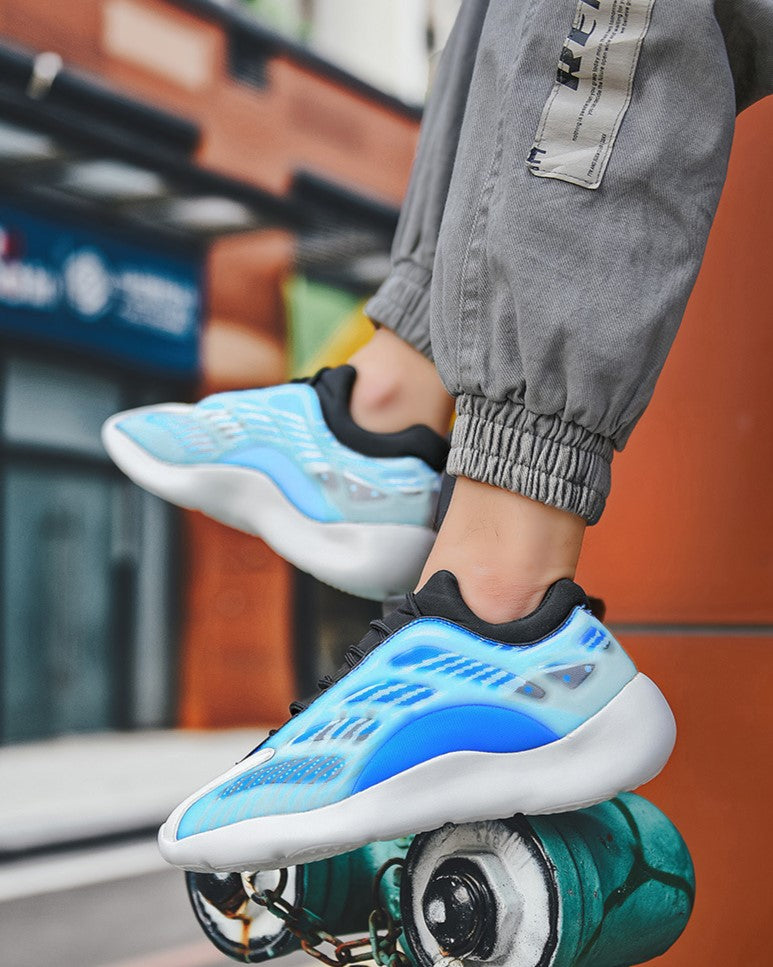 CUBICS V3 YEZY 700 Glow - Blue