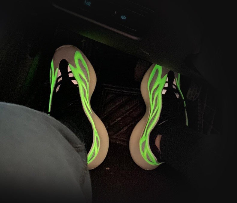 CUBICS V3 YEZY 700 Glow - Green