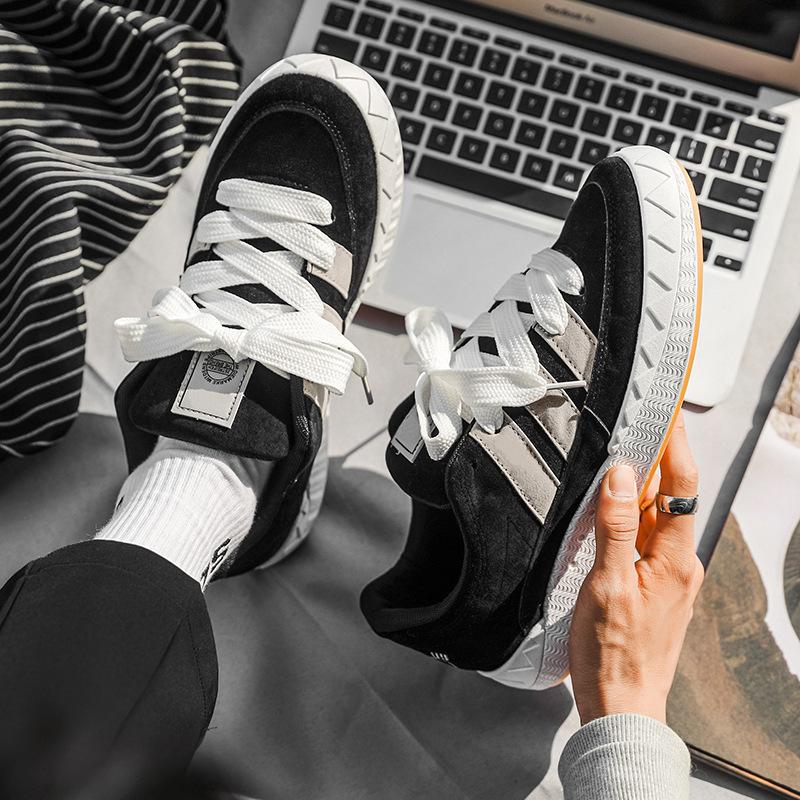 CUBICS Human Matic Sneakers - Black
