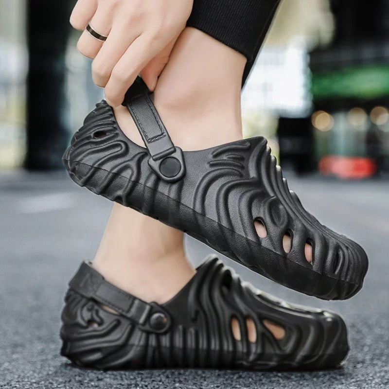 CUBICS Sallehe Bembbury Polex Clogs - Black